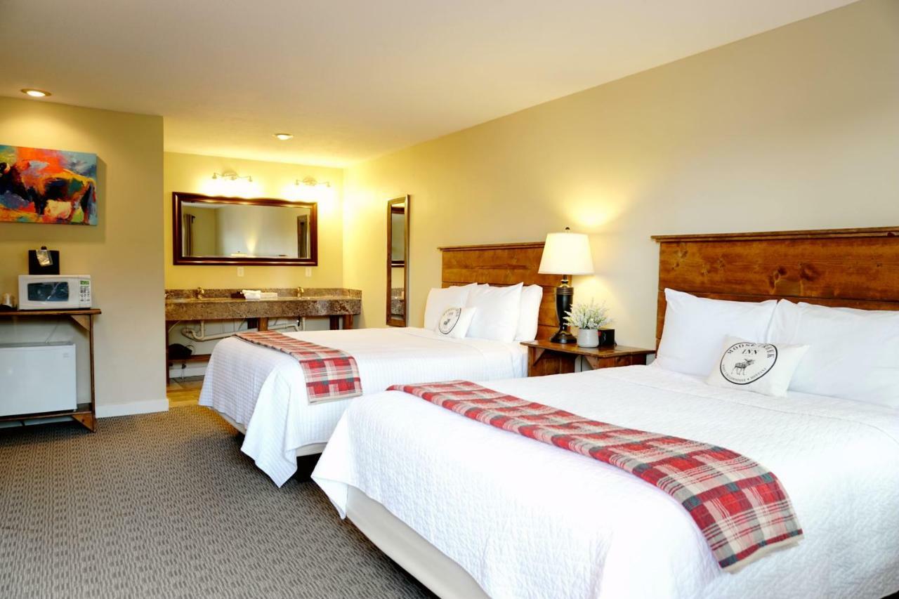 Moose Creek Inn Уест Йелоустоун Екстериор снимка